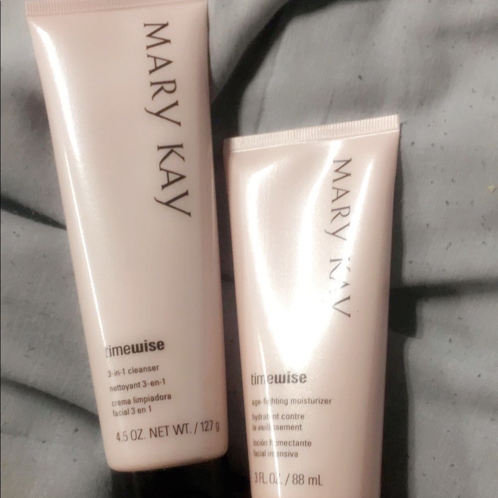 ✨Sale✨MK Cleanser & Moisturizer (Oily/Combo skin)
